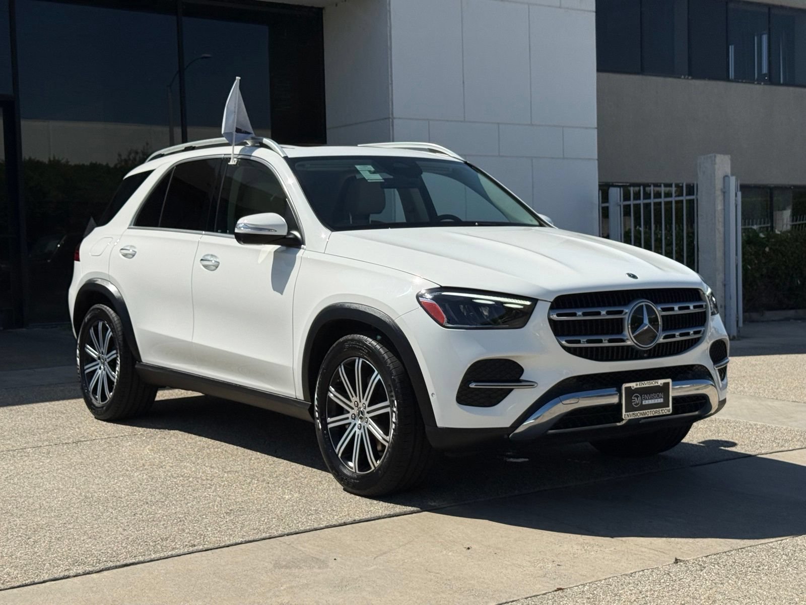 Used 2024 Mercedes-Benz GLE 350 4MATIC image 8