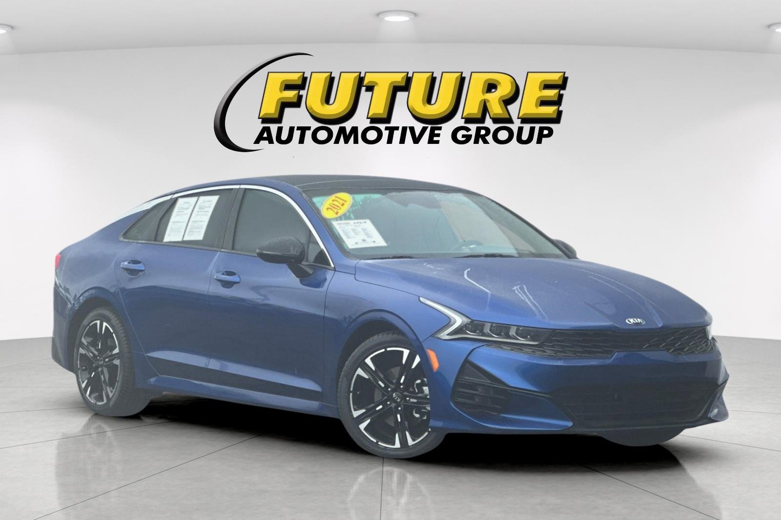 Used 2021 Kia K5 GT-Line w/ GT-Line FWD Premium Package image 2