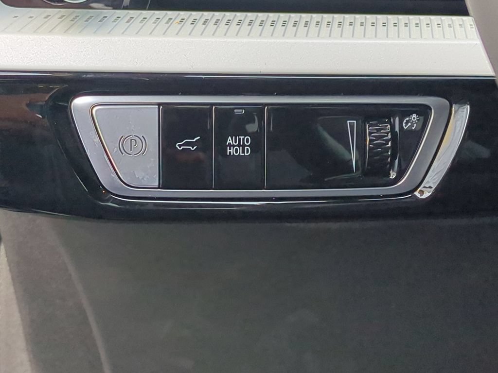New 2026 Cadillac Optiq Luxury 1 RWD image 22