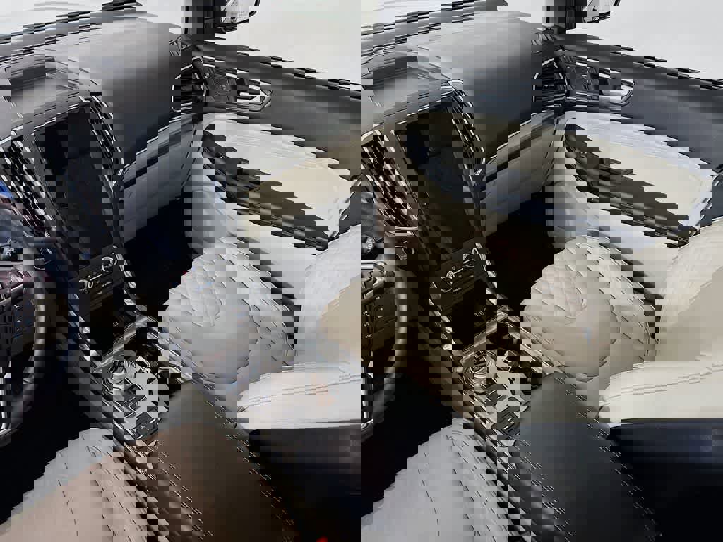 Certified 2024 Ford Edge Titanium image 11