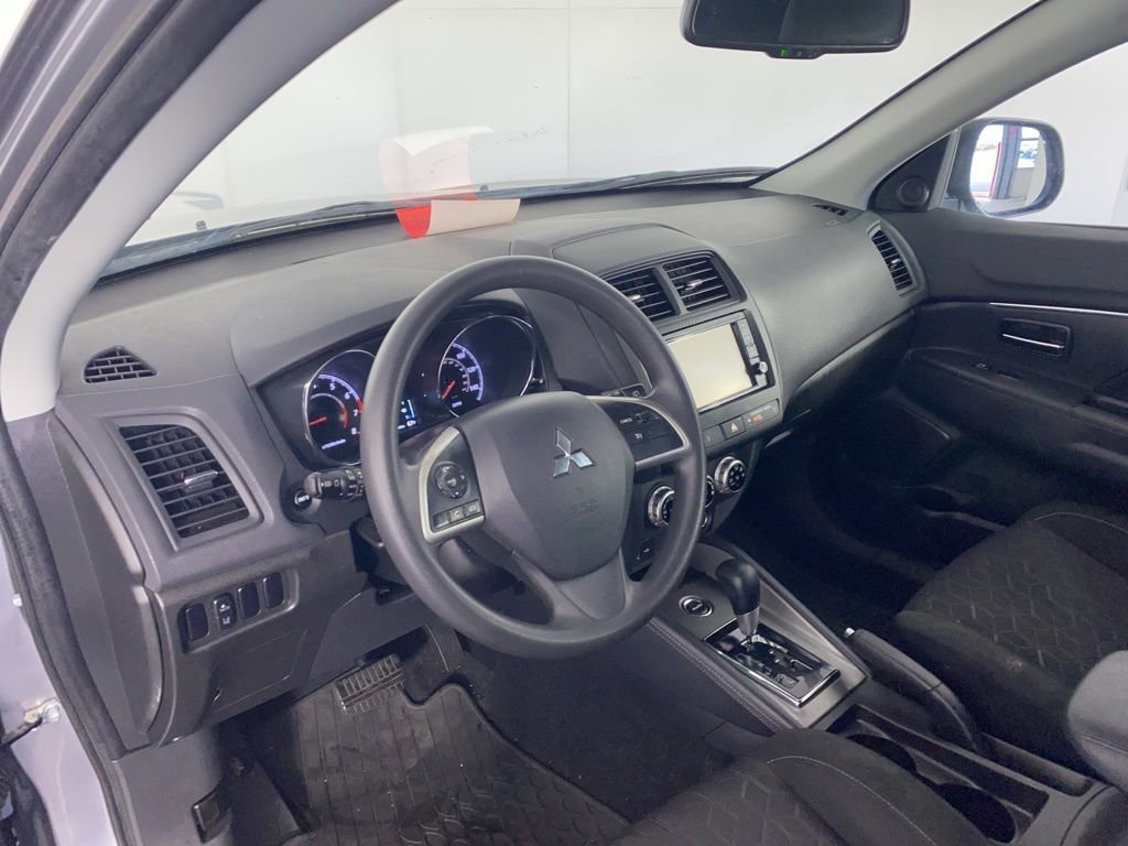 Used 2023 Mitsubishi Outlander Sport ES image 11