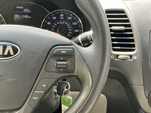 Used 2015 Kia Forte LX FWD image 9