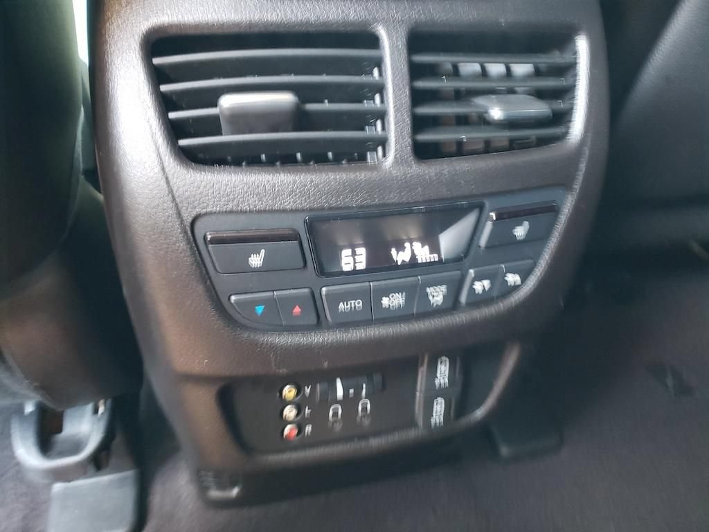 Used 2019 Acura MDX w/ Technology & Entertainment AWD/4WD image 12