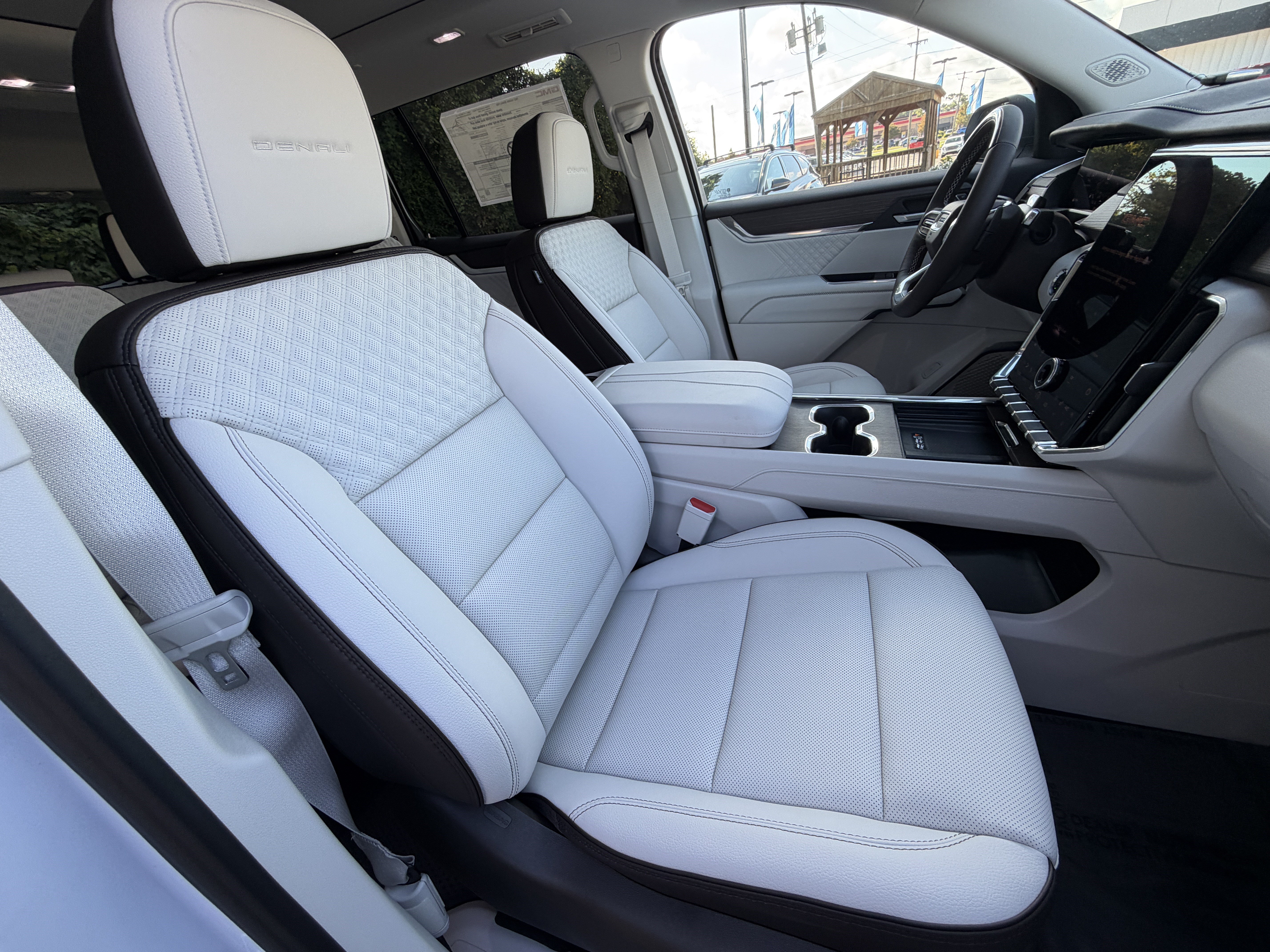 New 2027 GMC Acadia Denali w/ Denali Reserve Package FWD image 20