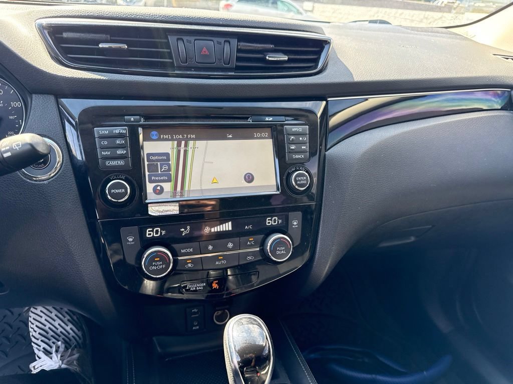 Used 2018 Nissan Rogue Sport SL FWD image 25