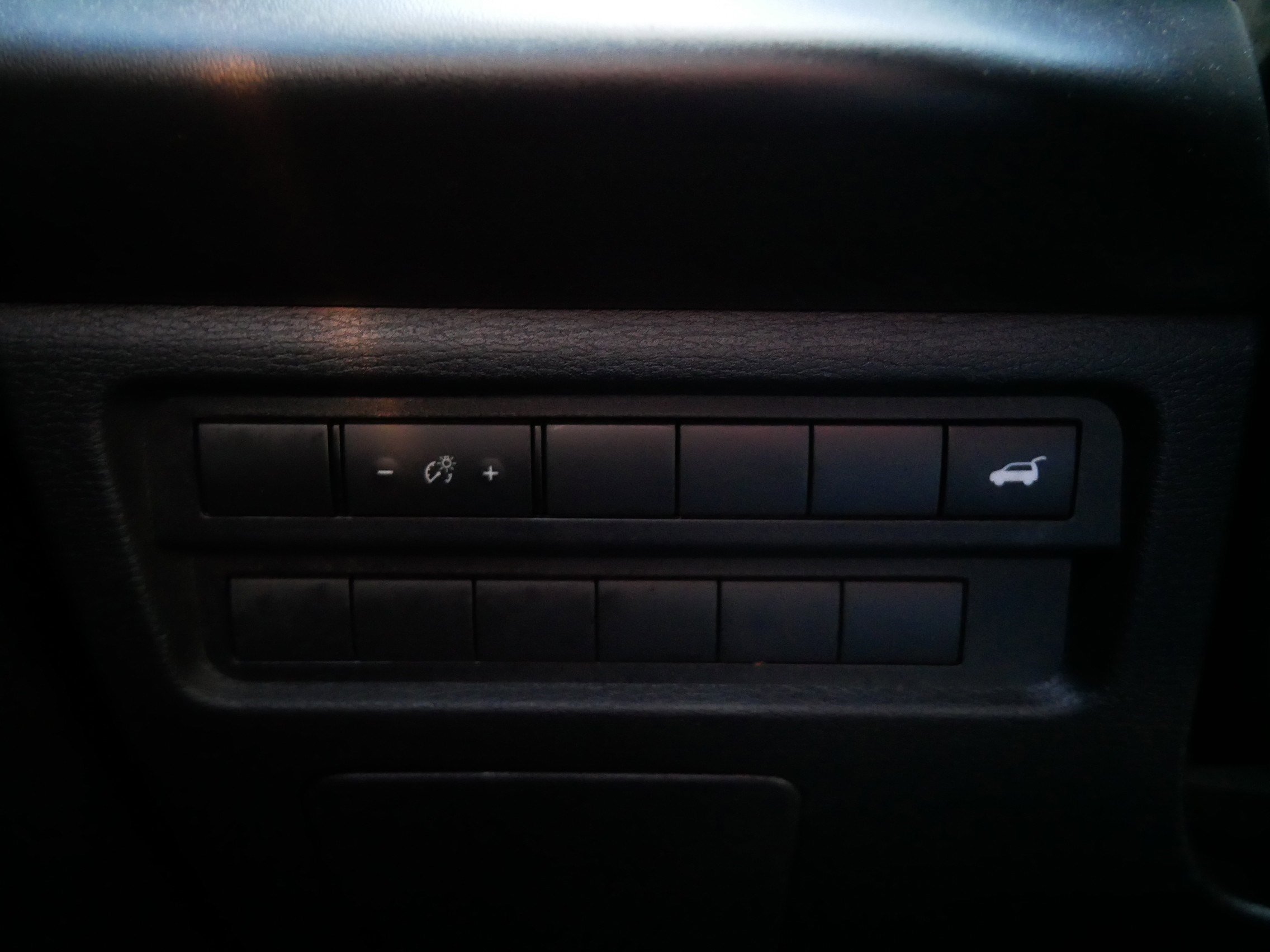 Used 2023 Mitsubishi Outlander SE image 27