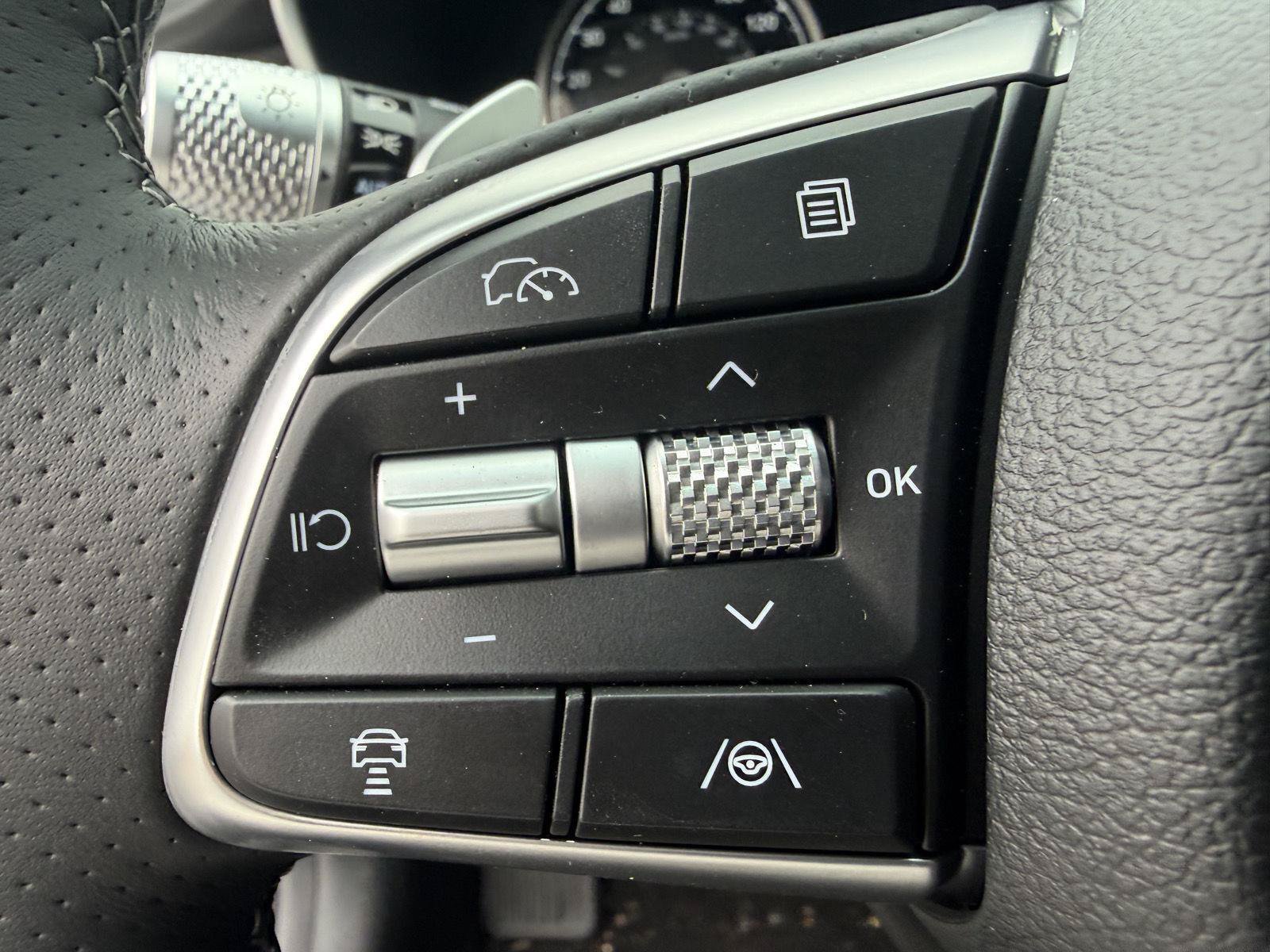 New 2026 Genesis G70 2.5T AWD/4WD image 13