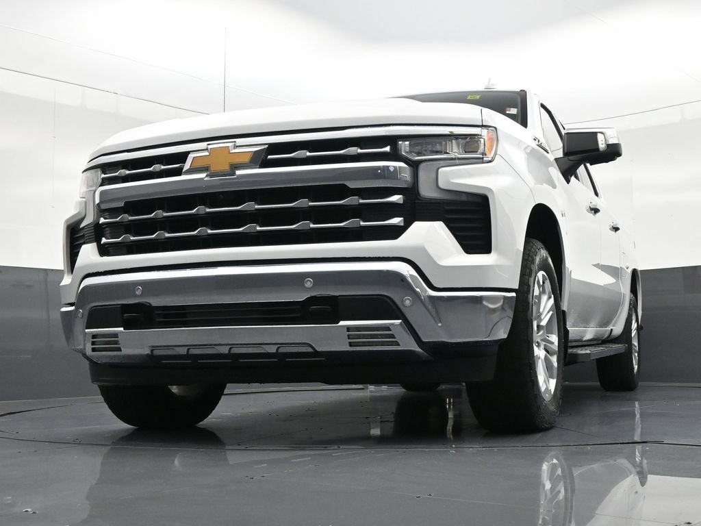 Used 2022 Chevrolet Silverado 1500 LTZ w/ Z71 Off-Road Package image 31