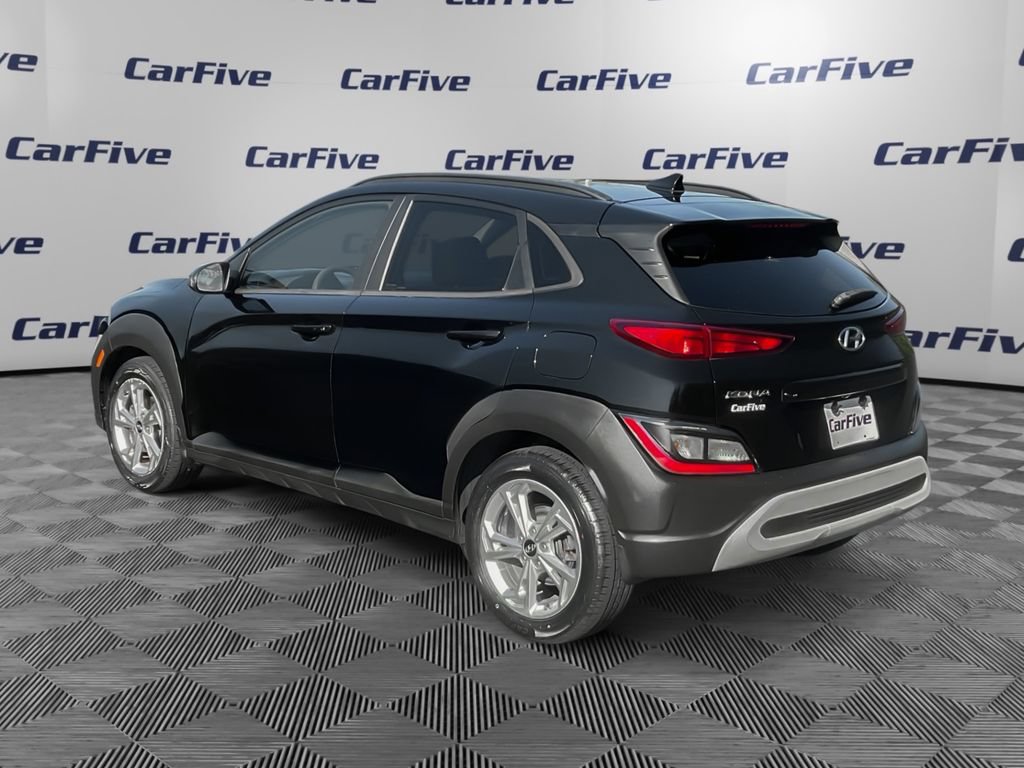 Used 2022 Hyundai Kona SEL w/ Cargo Package FWD image 3