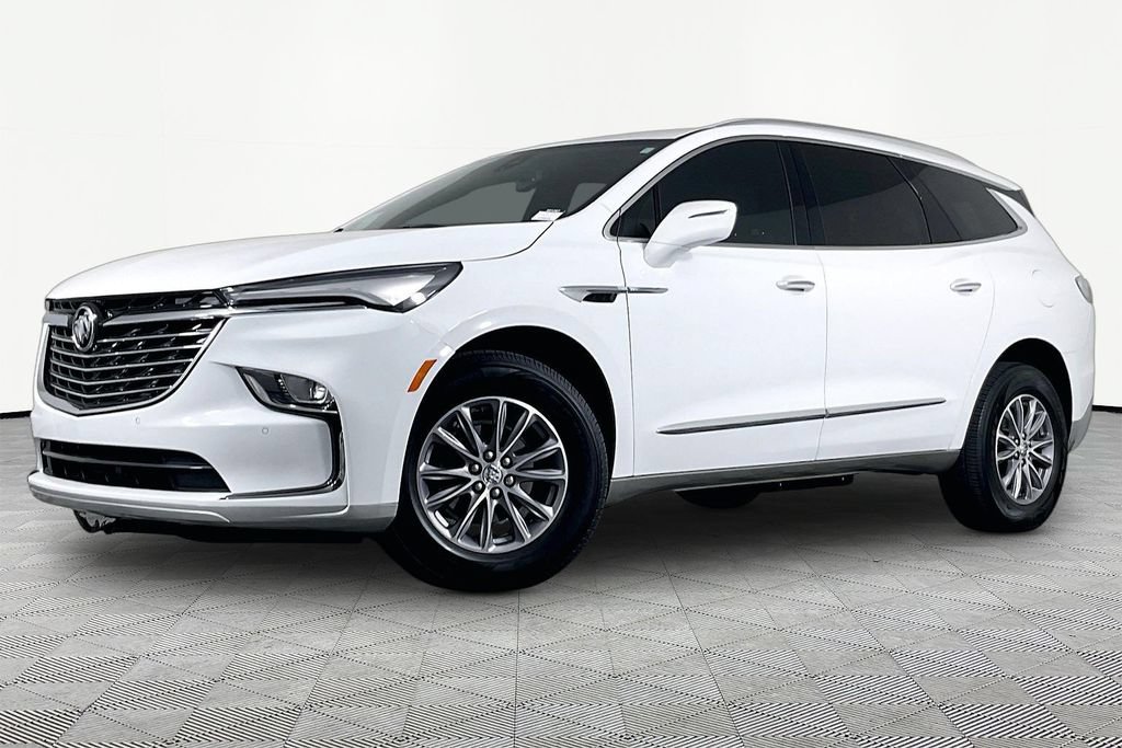 Certified 2024 Buick Enclave Essence