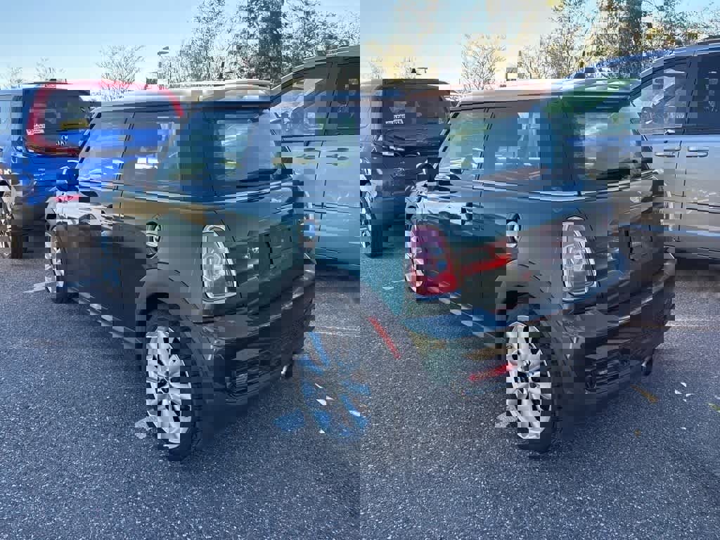 Used 2013 MINI Cooper S image 2