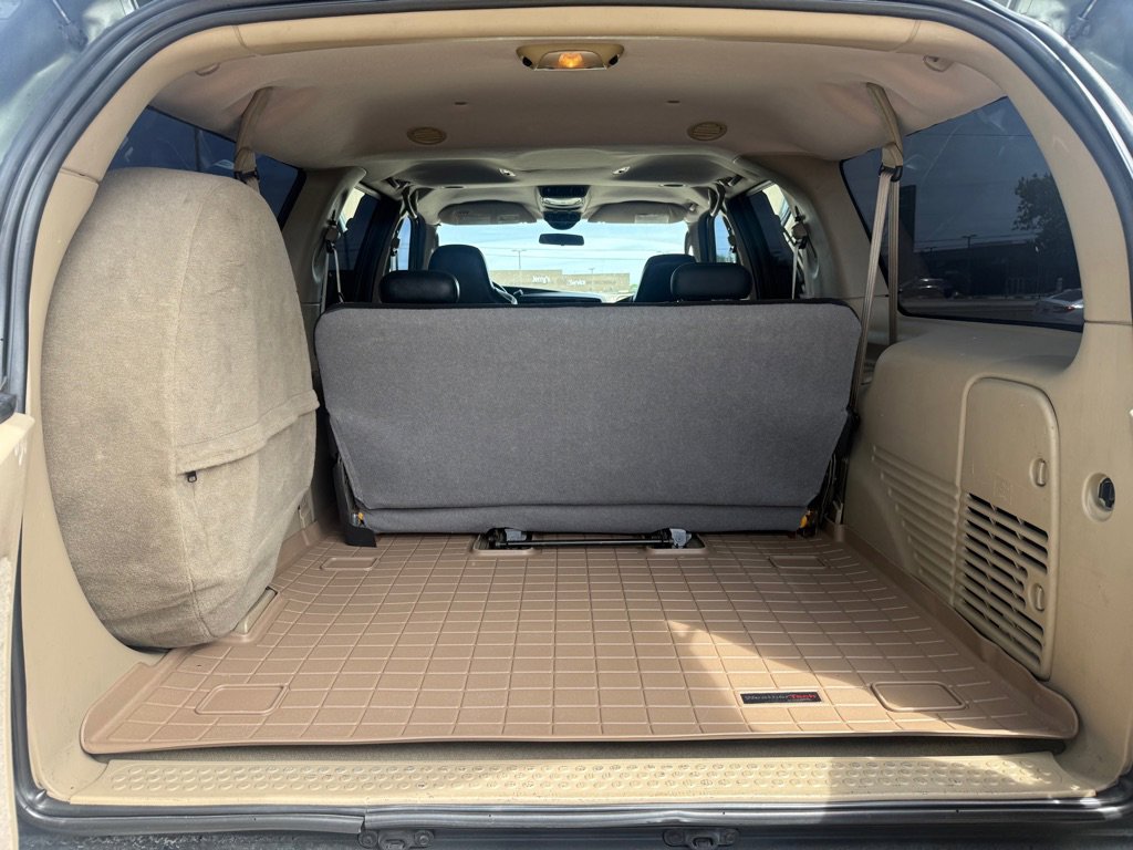 Used 2005 Ford Excursion Eddie Bauer image 27