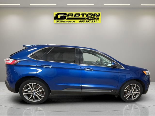 Used 2021 Ford Edge Titanium w/ Equipment Group 301A image 6