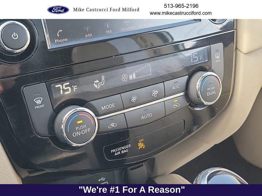 Used 2018 Nissan Rogue SL w/ Premium Package image 17