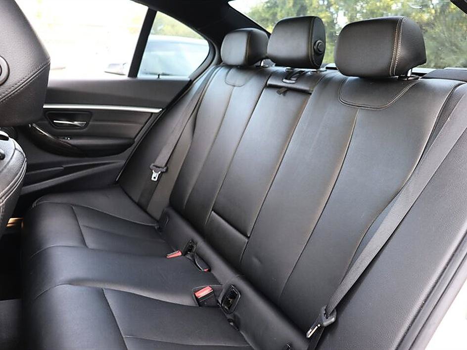 Used 2016 BMW 340i Sedan RWD image 20