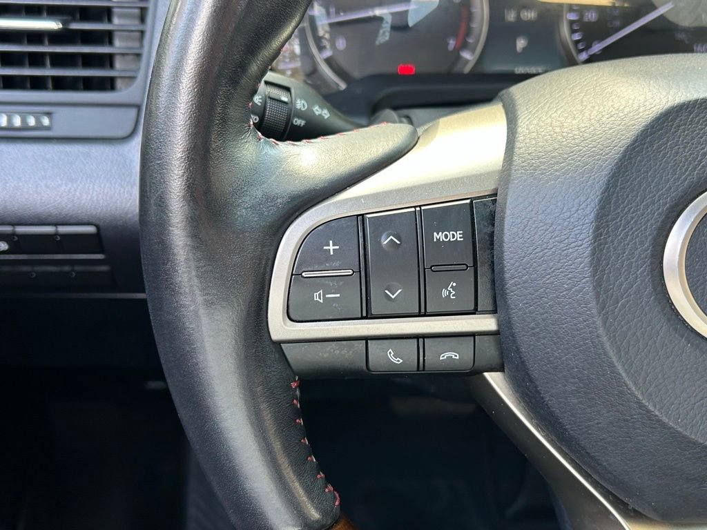 Used 2019 Lexus RX 350L FWD image 46