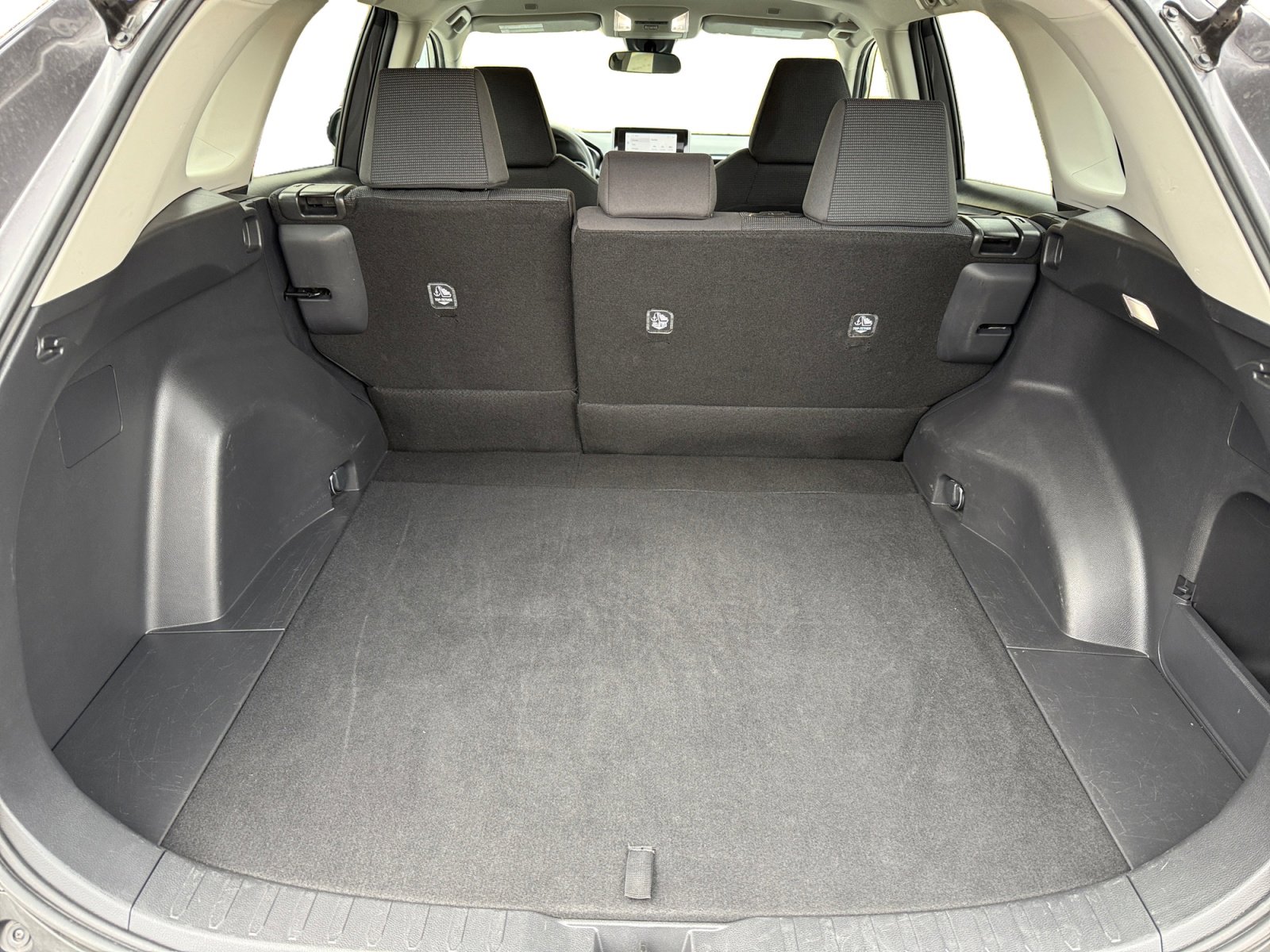 Used 2024 Toyota RAV4 LE image 17