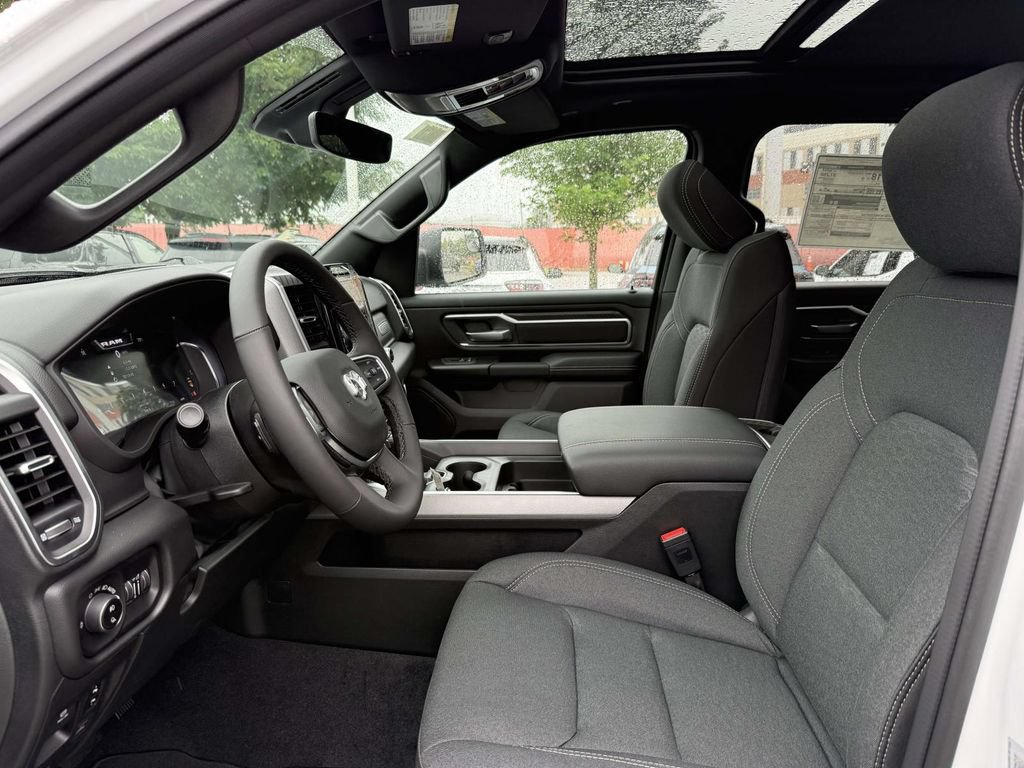 New 2026 RAM 1500 Big Horn AWD/4WD image 14