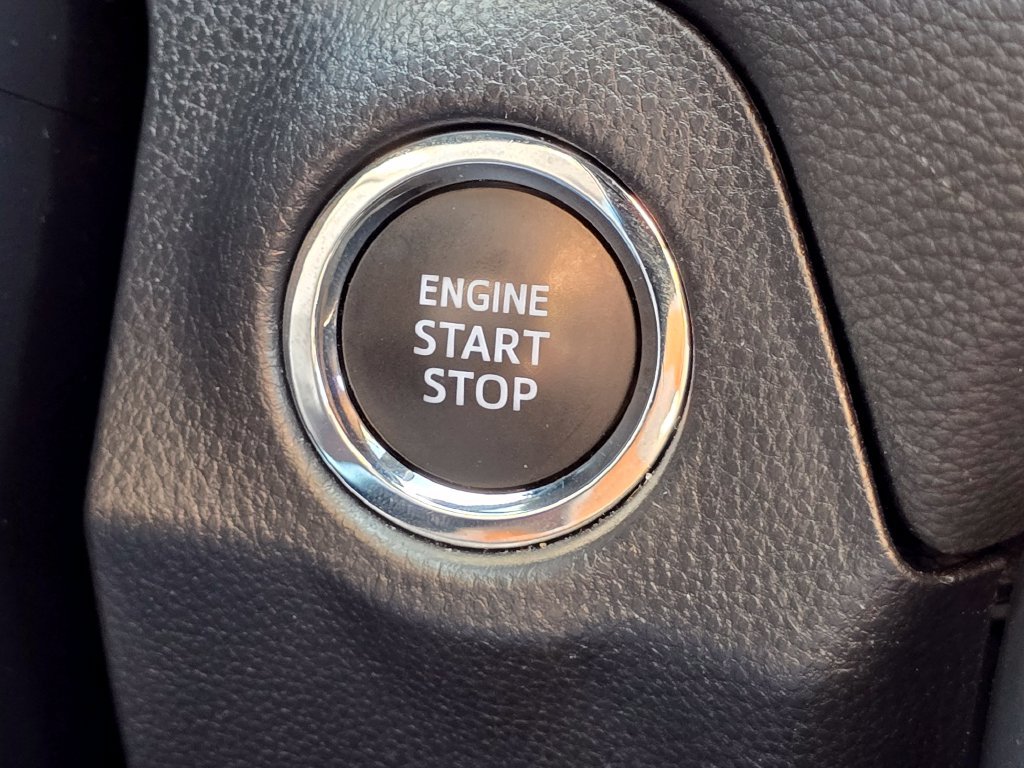 Certified 2025 Toyota RAV4 XLE AWD/4WD image 28