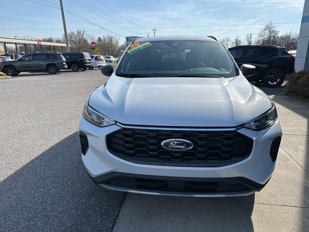 Used 2025 Ford Escape ST-Line image 4