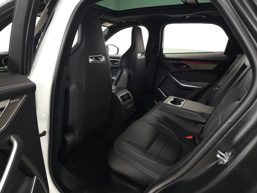 Used 2026 Jaguar F-PACE R-Dynamic S AWD/4WD image 40