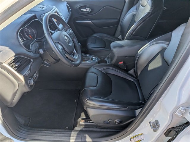 Used 2019 Jeep Cherokee Latitude Plus image 10