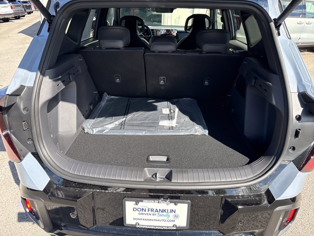 New 2027 Kia Seltos X-Line S w/ X-Line S Premium Package AWD/4WD image 9