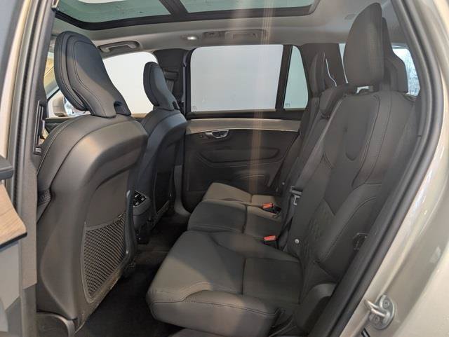 New 2026 Volvo XC90 B6 Plus w/ Protection Package AWD/4WD image 24