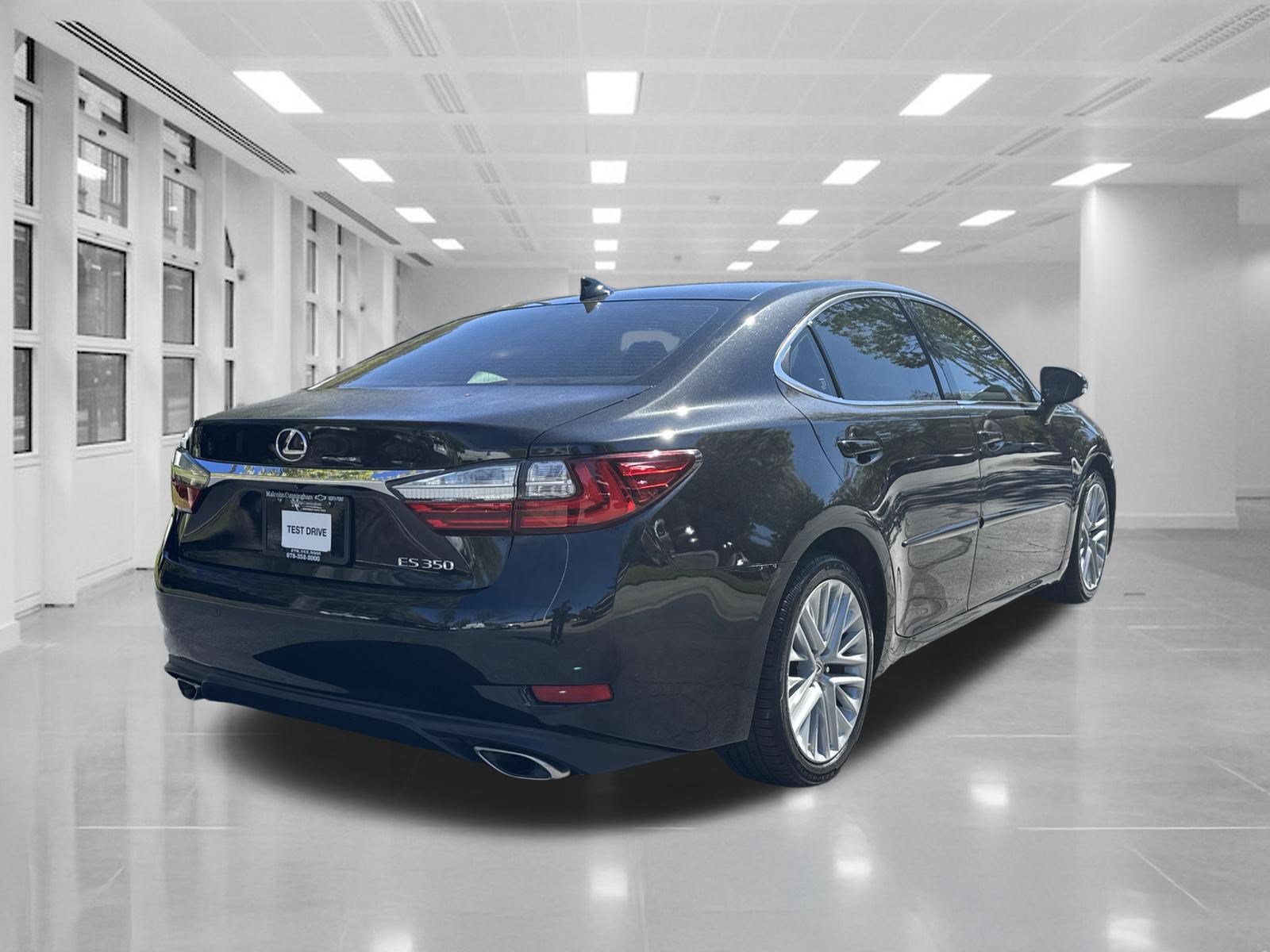 Used 2017 Lexus ES 350 w/ Ultra Luxury Package FWD image 5