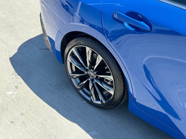 Used 2022 Lexus IS 350 F Sport w/ Navigation Package RWD image 25