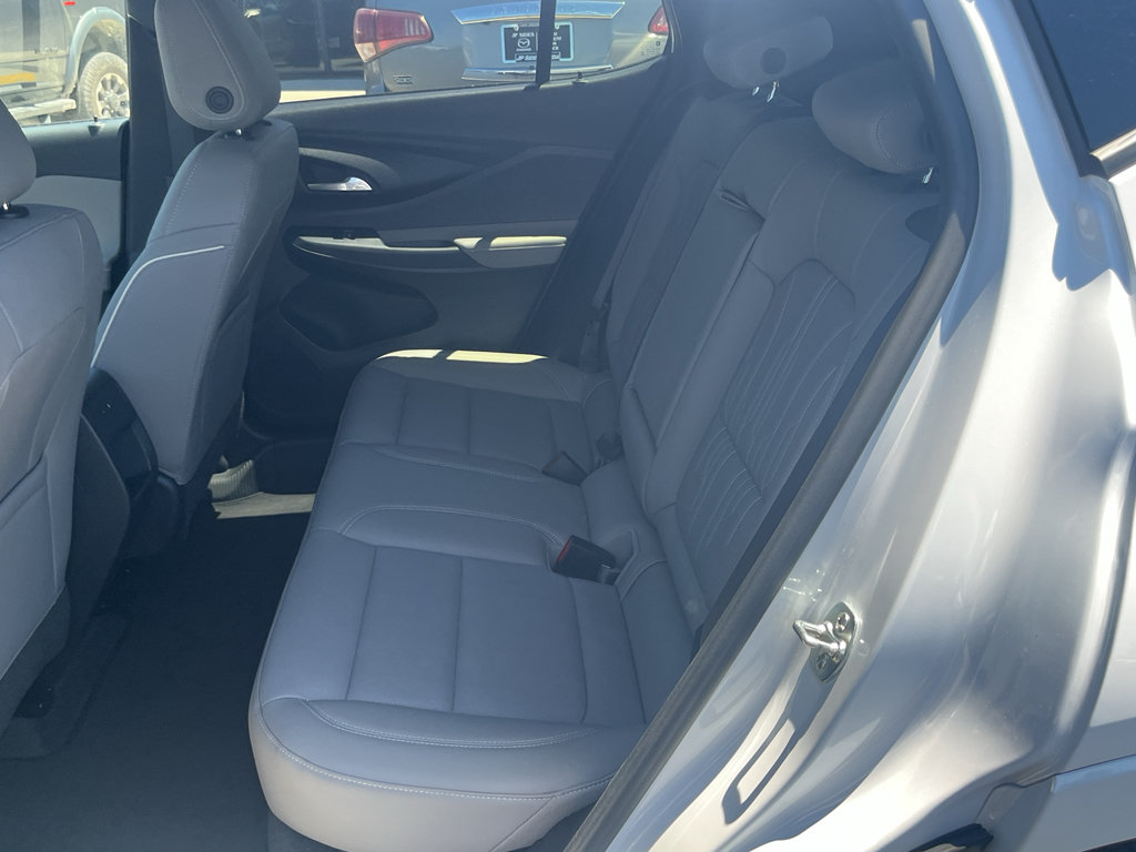 Used 2025 Buick Envista Avenir FWD image 28
