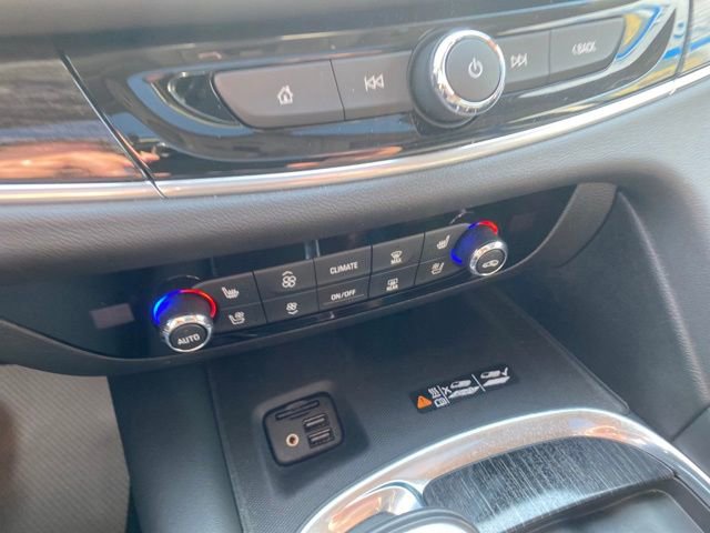 Used 2021 Buick Enclave Avenir image 13