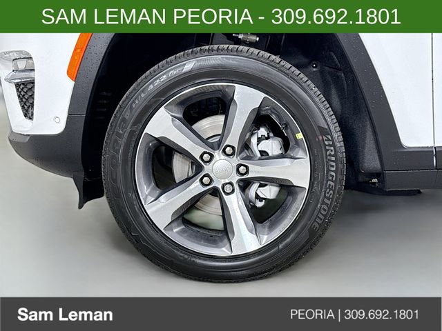 New 2025 Jeep Grand Cherokee Limited w/ Luxury Tech Group II image 31