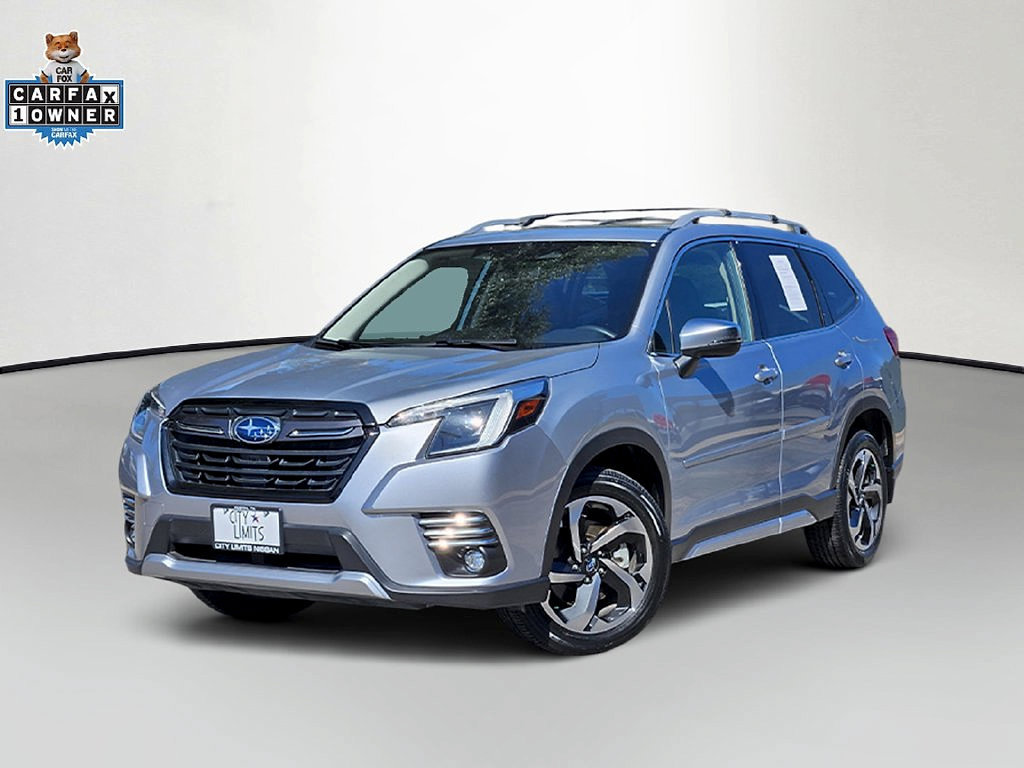 Used 2023 Subaru Forester Touring AWD/4WD image 3