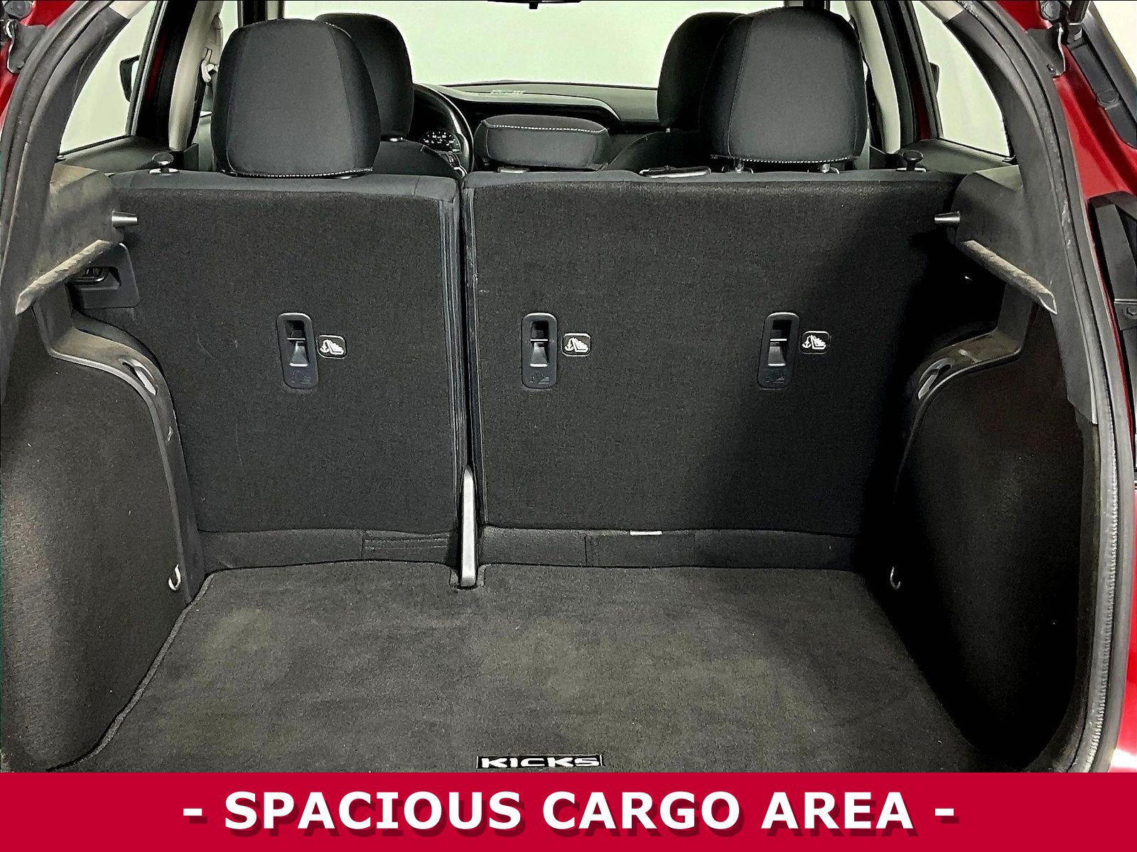 Used 2021 Nissan Kicks SV FWD image 35