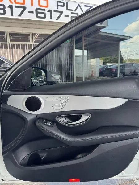 Used 2019 Mercedes-Benz C 300 Sedan image 21