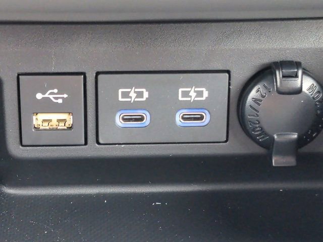 Used 2022 Toyota Highlander Limited image 23