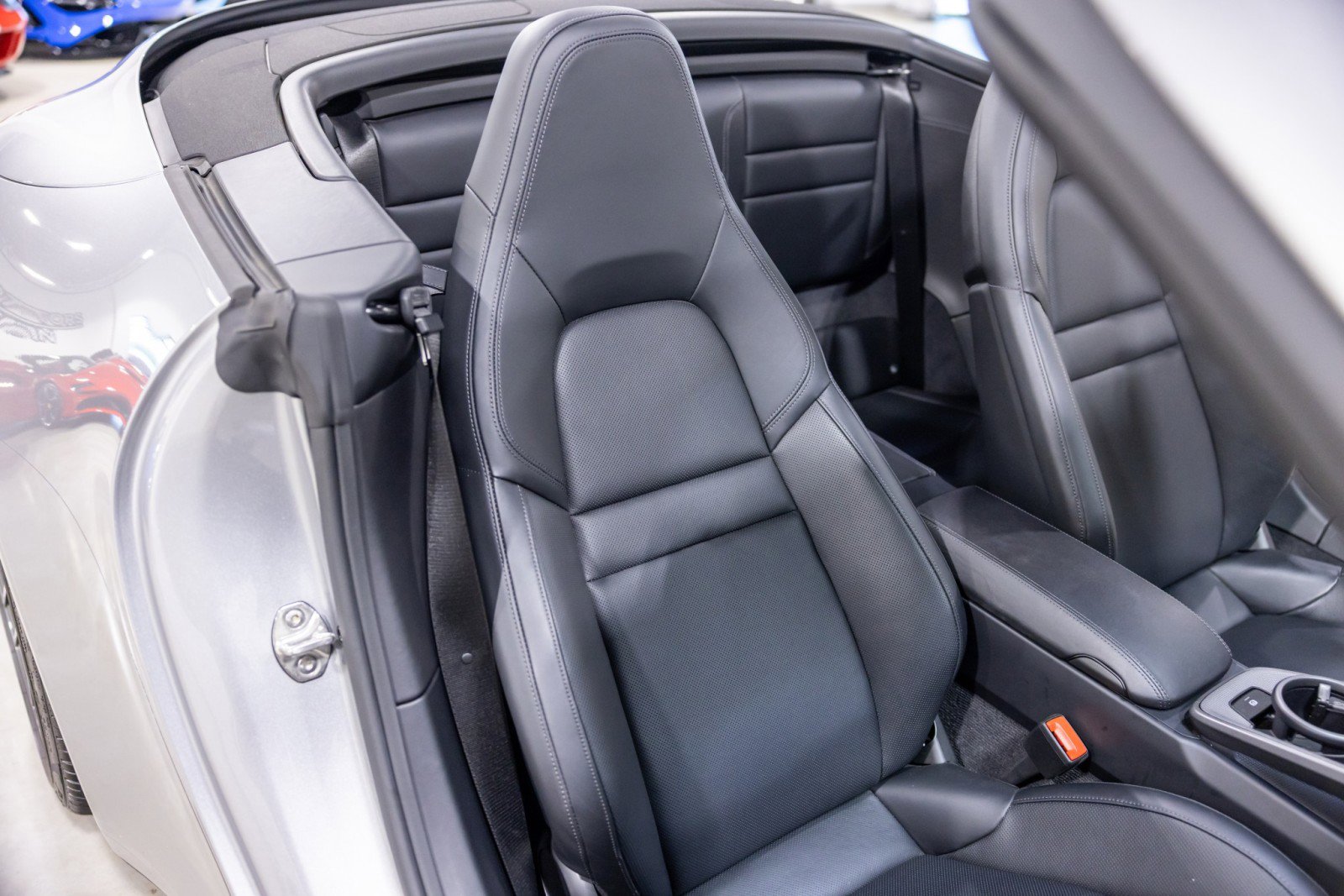 Used 2024 Porsche 911 Carrera S w/ Sport Package image 24