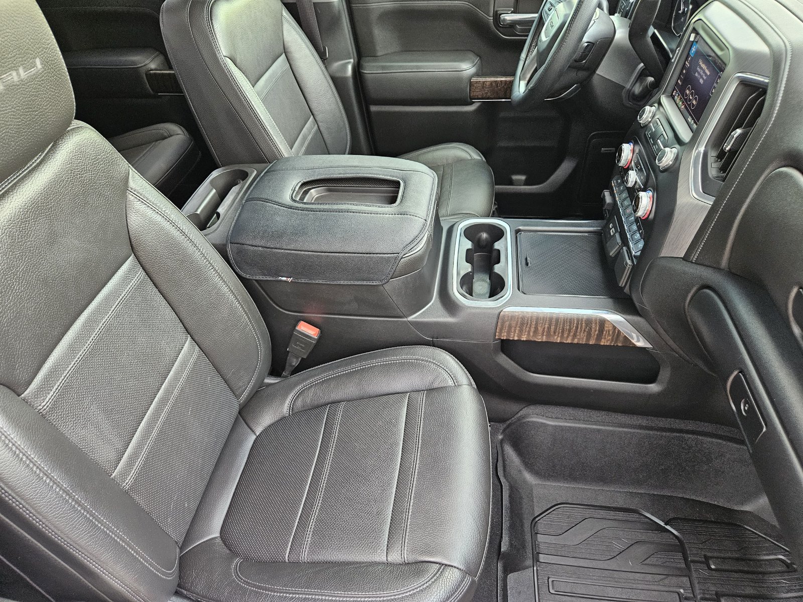 Certified 2019 GMC Sierra 1500 Denali w/ Denali Ultimate Package AWD/4WD image 19