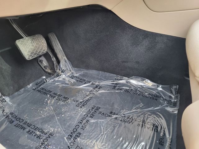 Used 2022 Mercedes-Benz GLC 300 4MATIC image 17