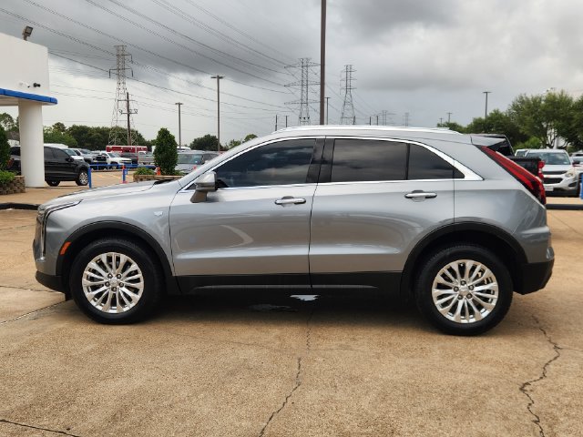 Used 2024 Cadillac XT4 Luxury FWD image 4