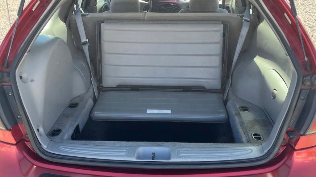 Used 1998 Ford Taurus SE FWD image 14