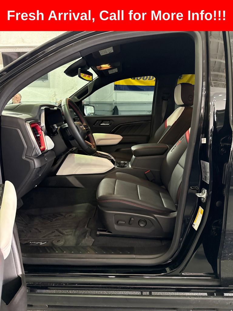 Used 2024 GMC Canyon AT4X AWD/4WD image 6