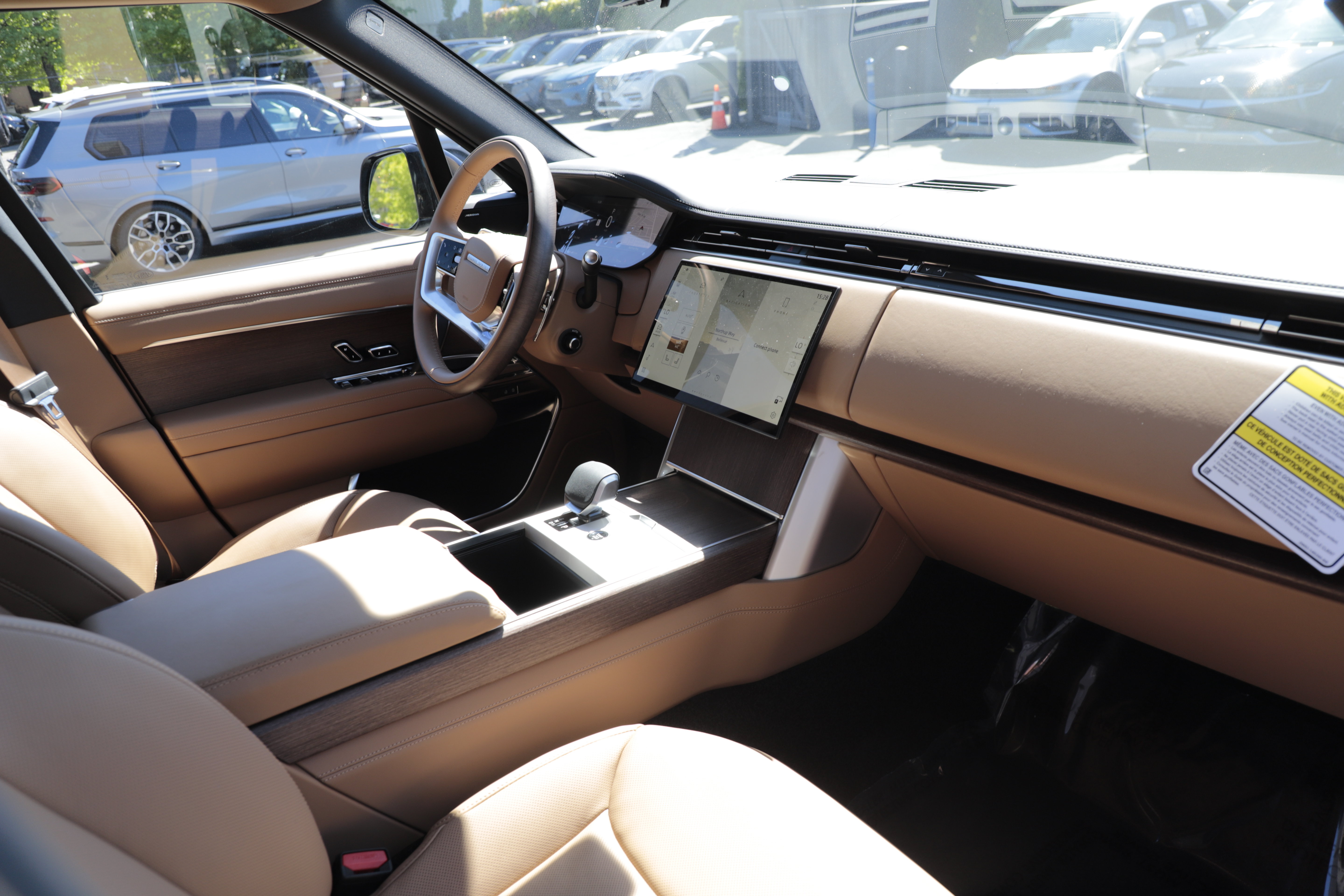 New 2026 Land Rover Range Rover SE AWD/4WD image 13