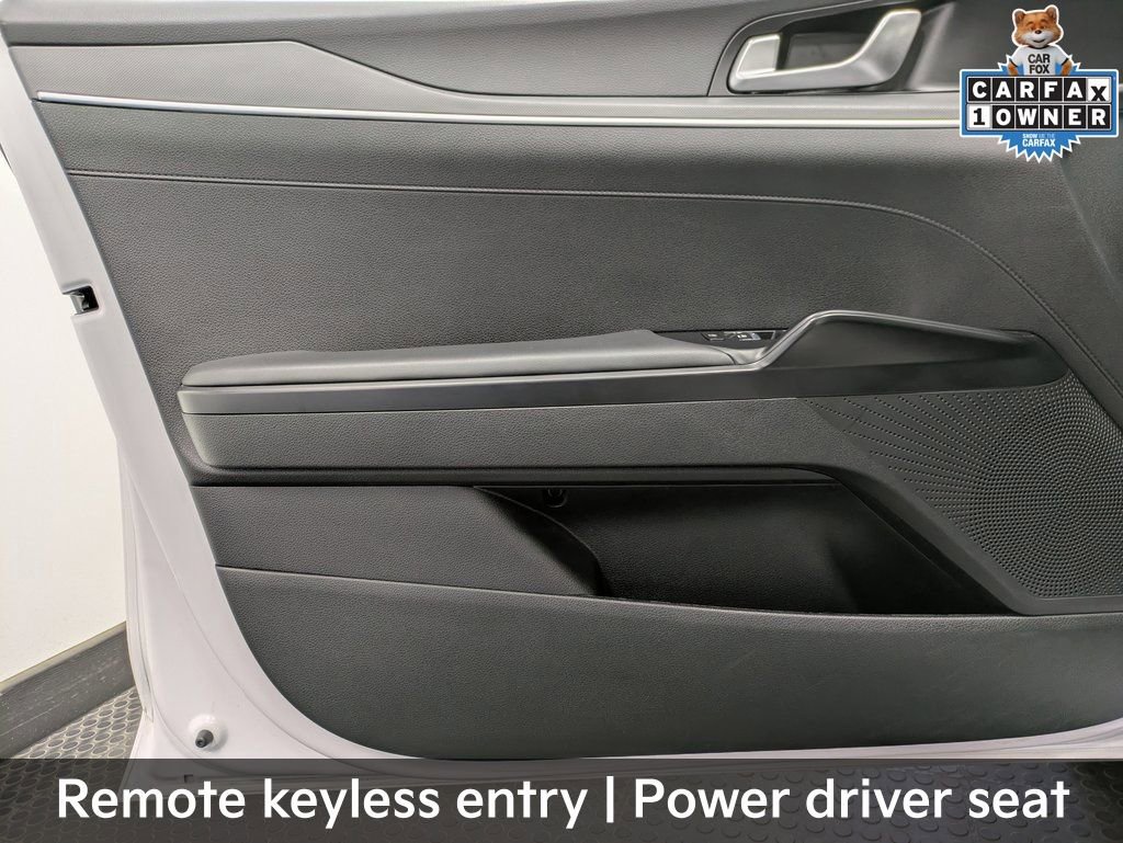 Used 2023 Kia K5 GT-Line image 10