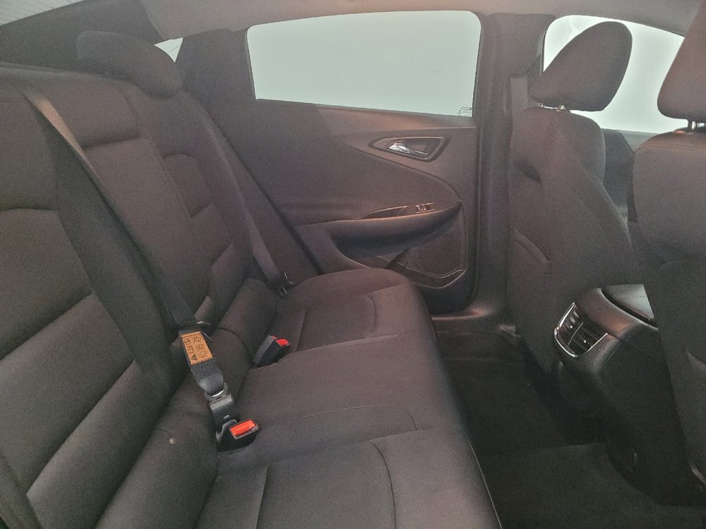 Used 2022 Chevrolet Malibu LT FWD image 19