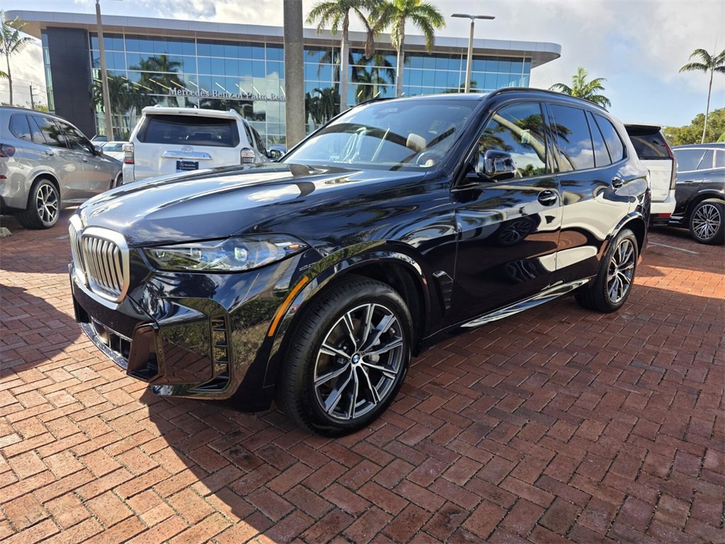 Used 2024 BMW X5 xDrive40i w/ M Sport Package image 7