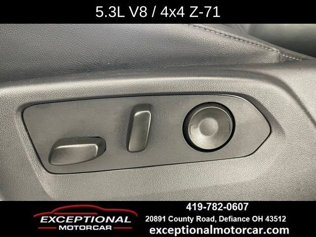 Used 2025 Chevrolet Suburban Z71 image 35