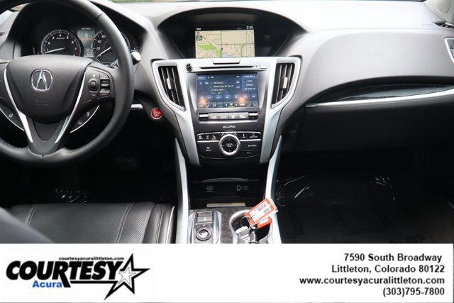 Used 2018 Acura TLX w/ Advance Package FWD image 9