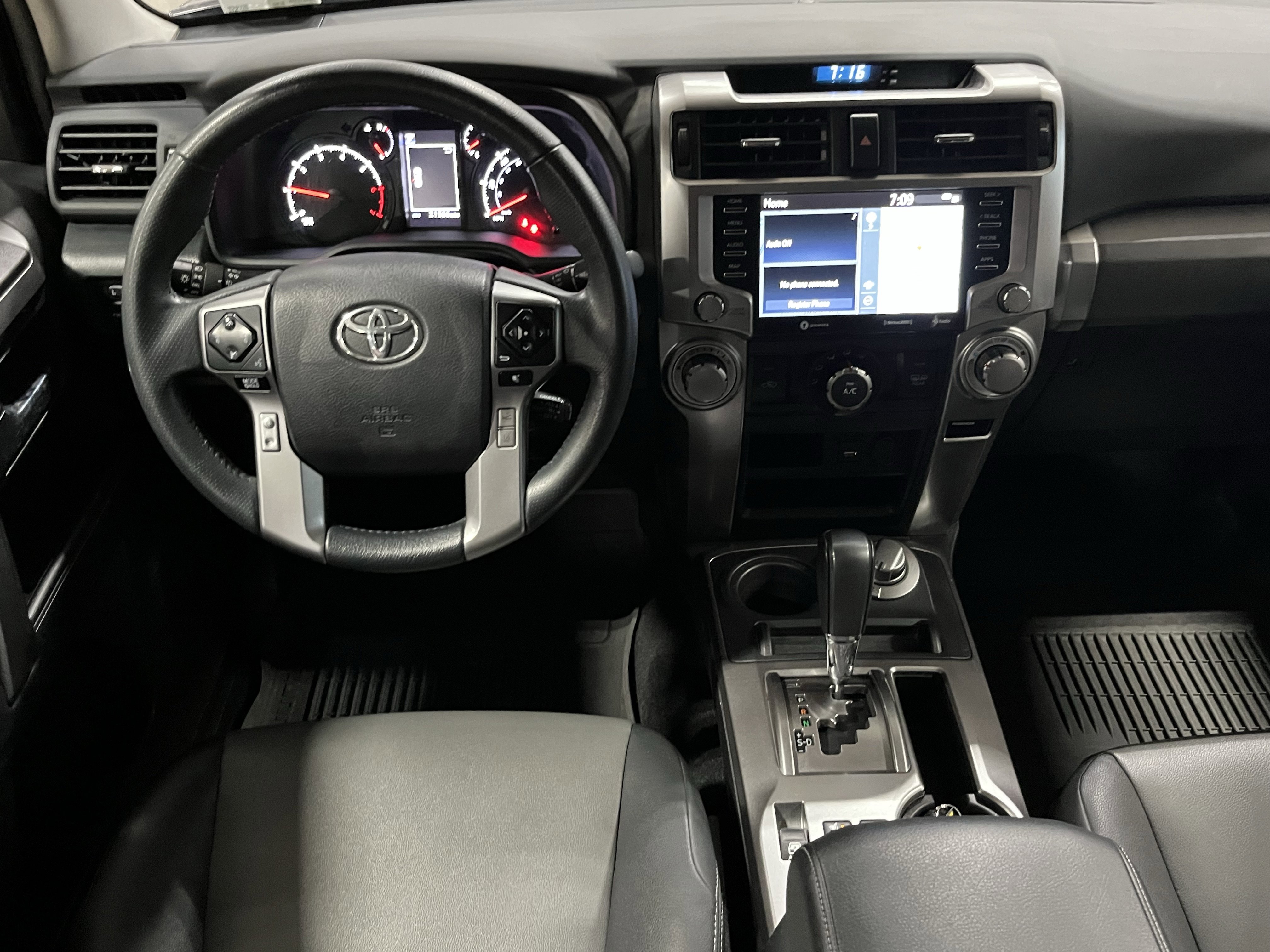 Used 2022 Toyota 4Runner SR5 Premium image 11